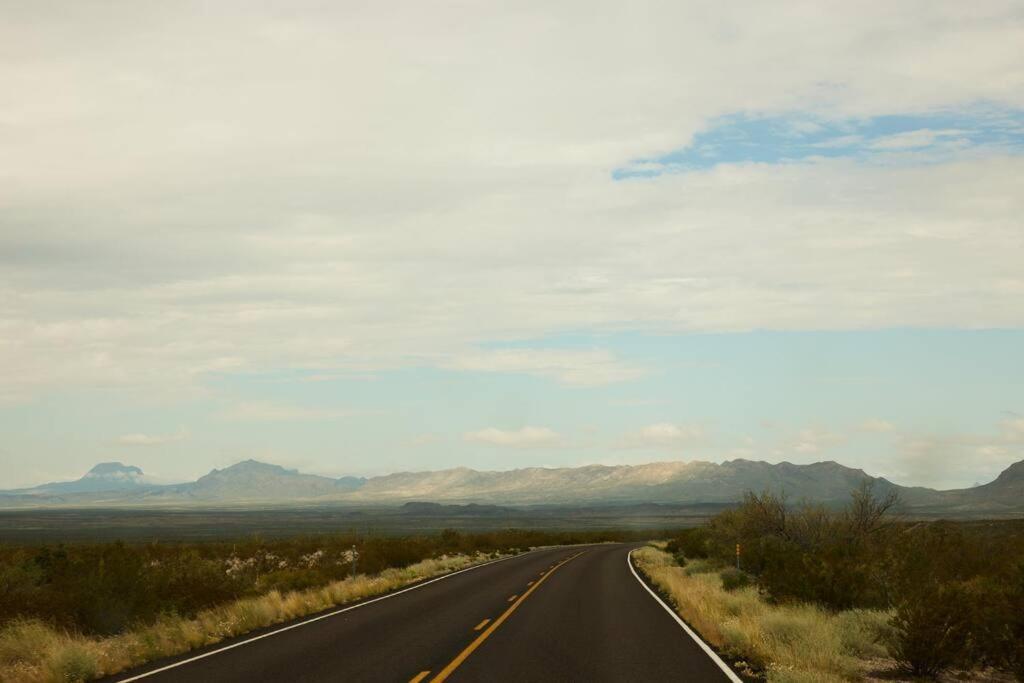 Вилла Casa Piedra ⁠ — Short Drive From Big Bend Терлингуа Экстерьер фото